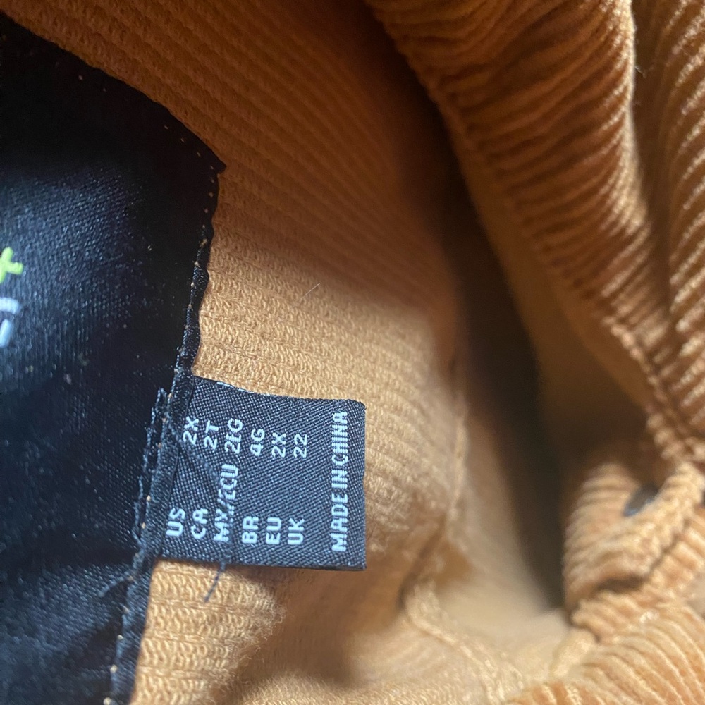 Women’s forever 21 Tan corduroy cropped women’s 2X jean jacket